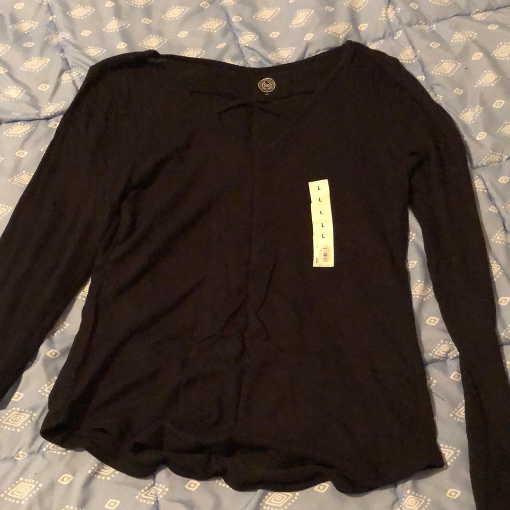 Black cross-cross top